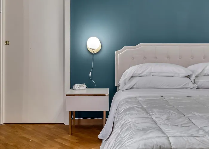 Domus Rubra By Different